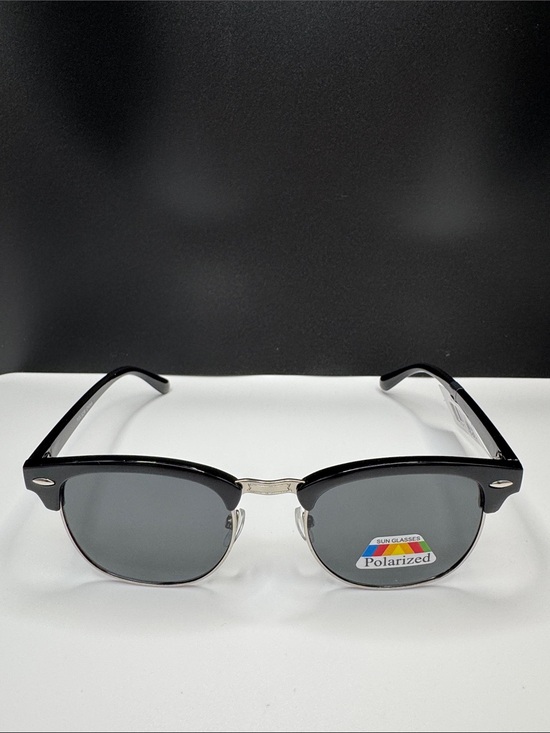 Other - Classic Clubmaster-Style Polarized Sunglasses in Black
